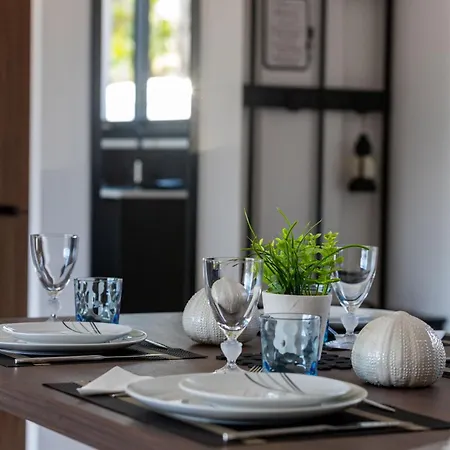 Villa Albizia 6p, Private Heated Pool Sea View 5 Minutes From Favone *